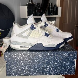 Jordan 4 midnight Navy